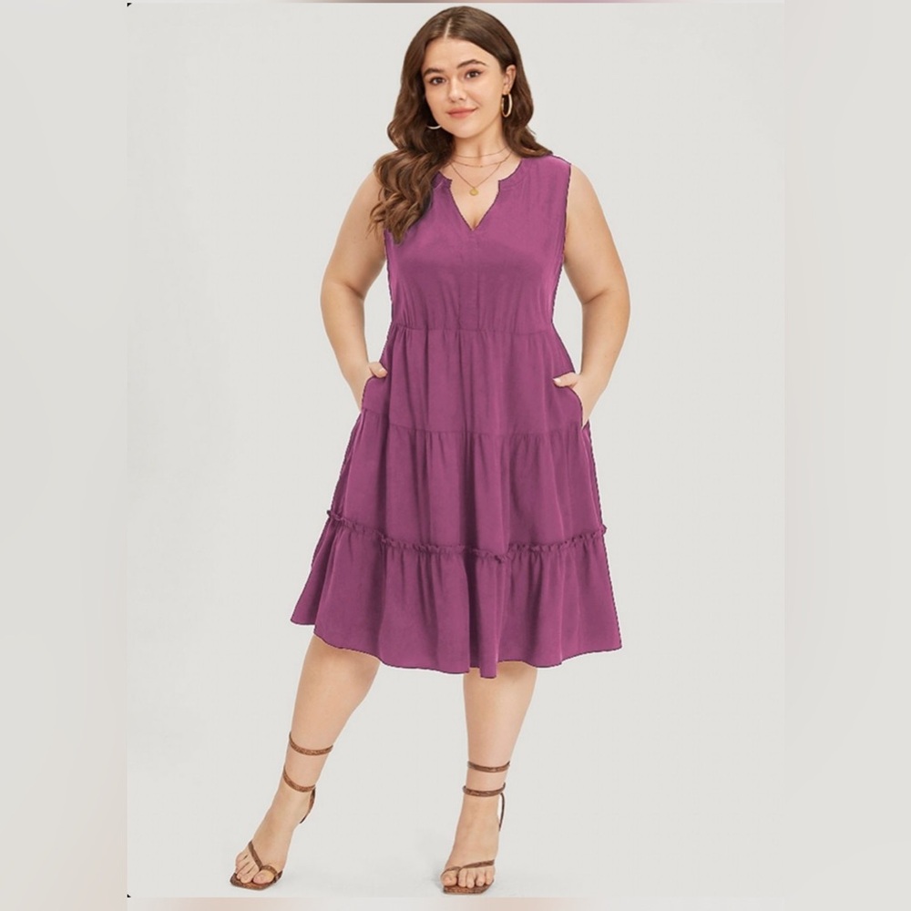 BloomChic Supersoft Essentials Notched Ruffle
Layered Sleeveless Dress 12 Large